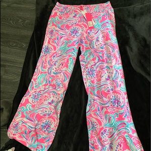 Lilly Pulitzer Women’s Pants Size Medium. Brand New